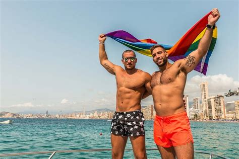 contactos gays en benidorm|Guía gay de Benidorm .